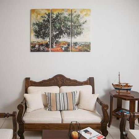 Aegina Town Apartment , With Private Parking Exterior photo
