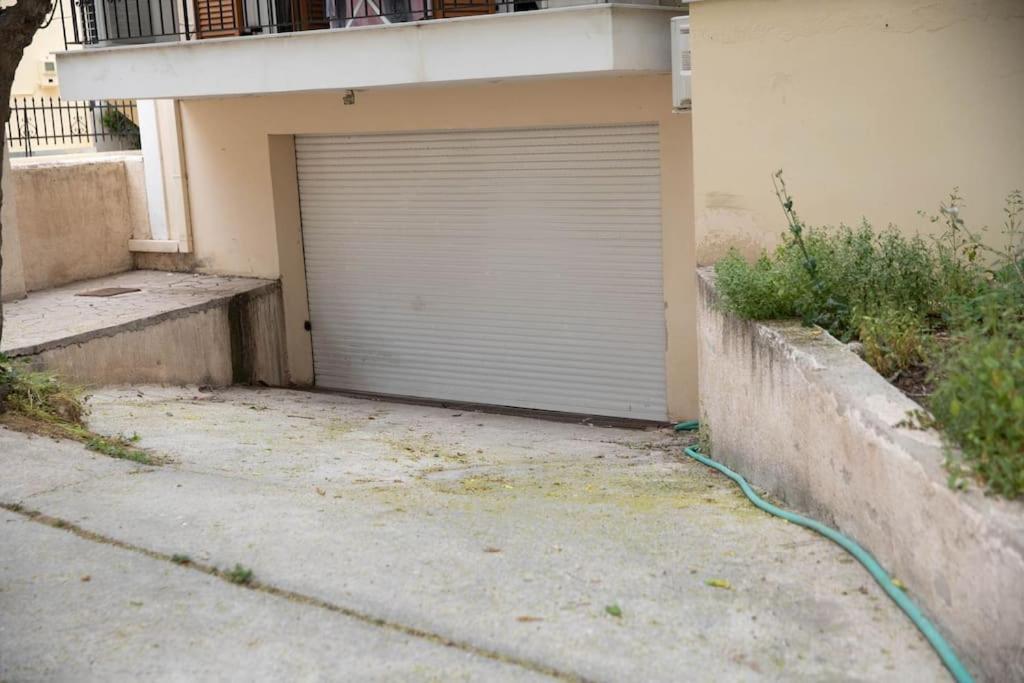 Aegina Town Apartment , With Private Parking Exterior photo